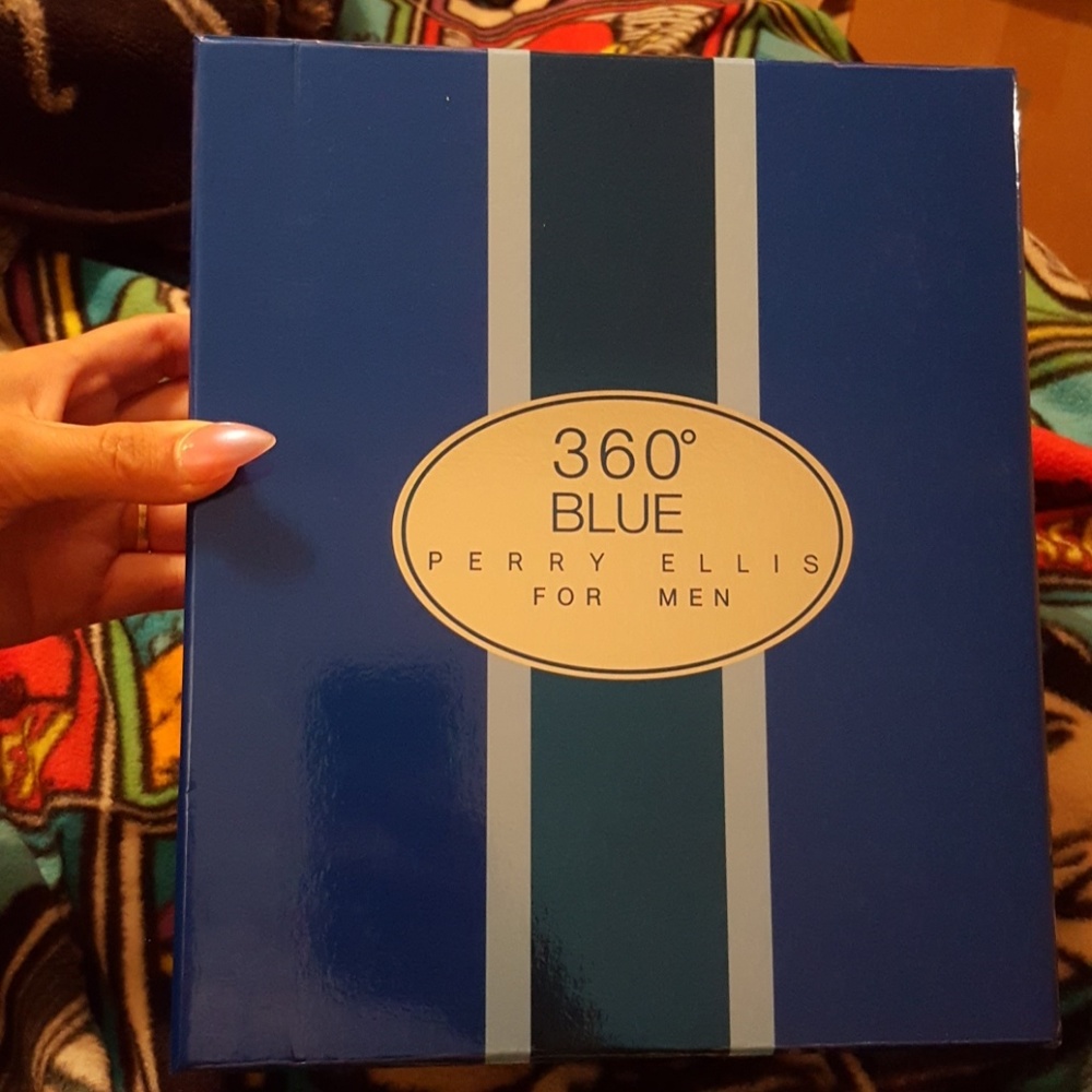 Perry Ellis 360° blue for men BNIB